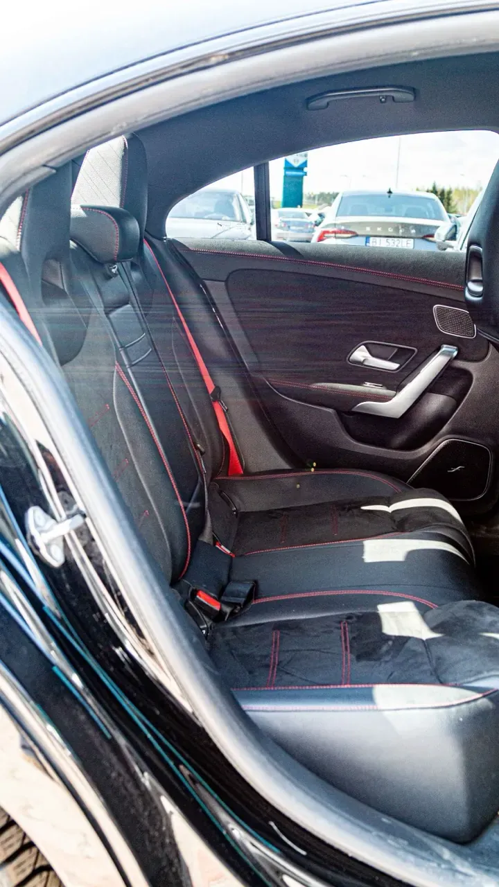 Mercedes-Benz CLA 45 S AMG, rok 2022, zdjęcie 3